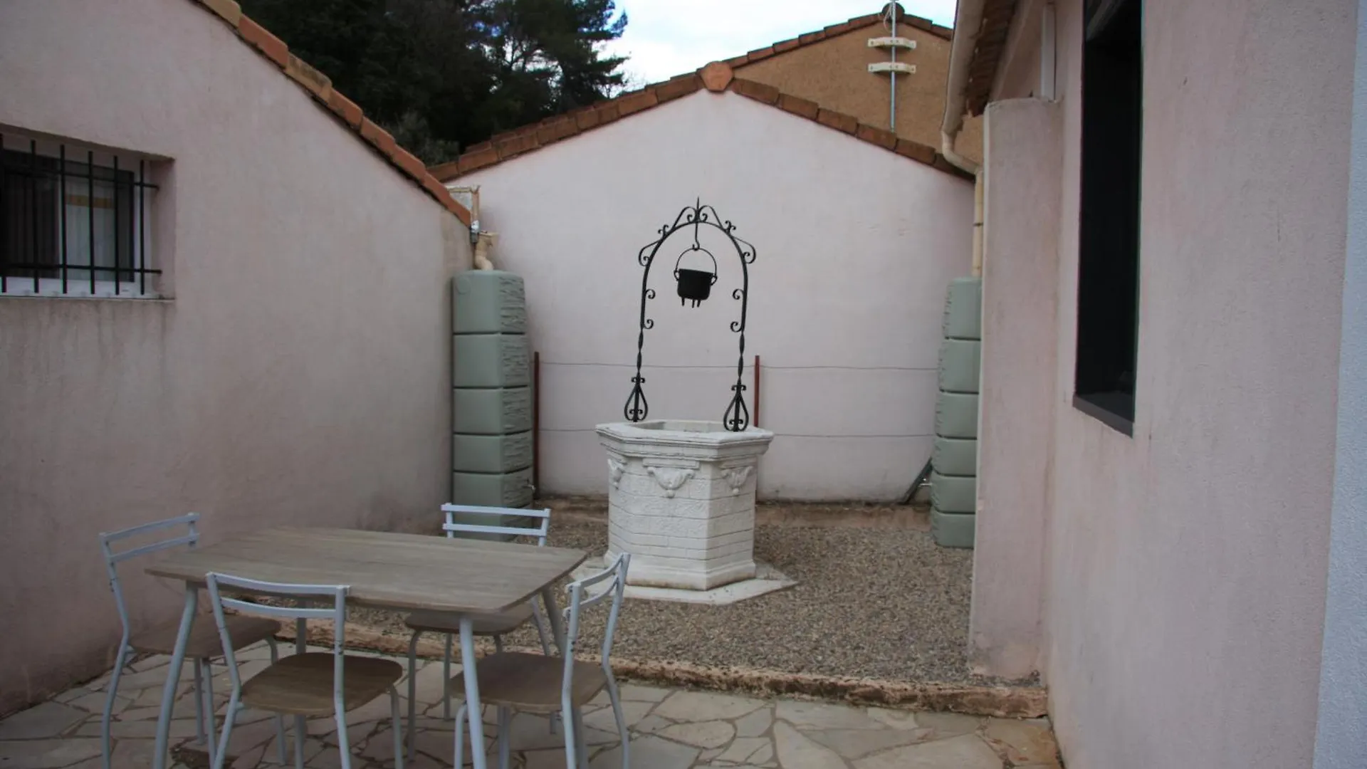 Maison Avec Piscine Au Calme La Roquebrussanne