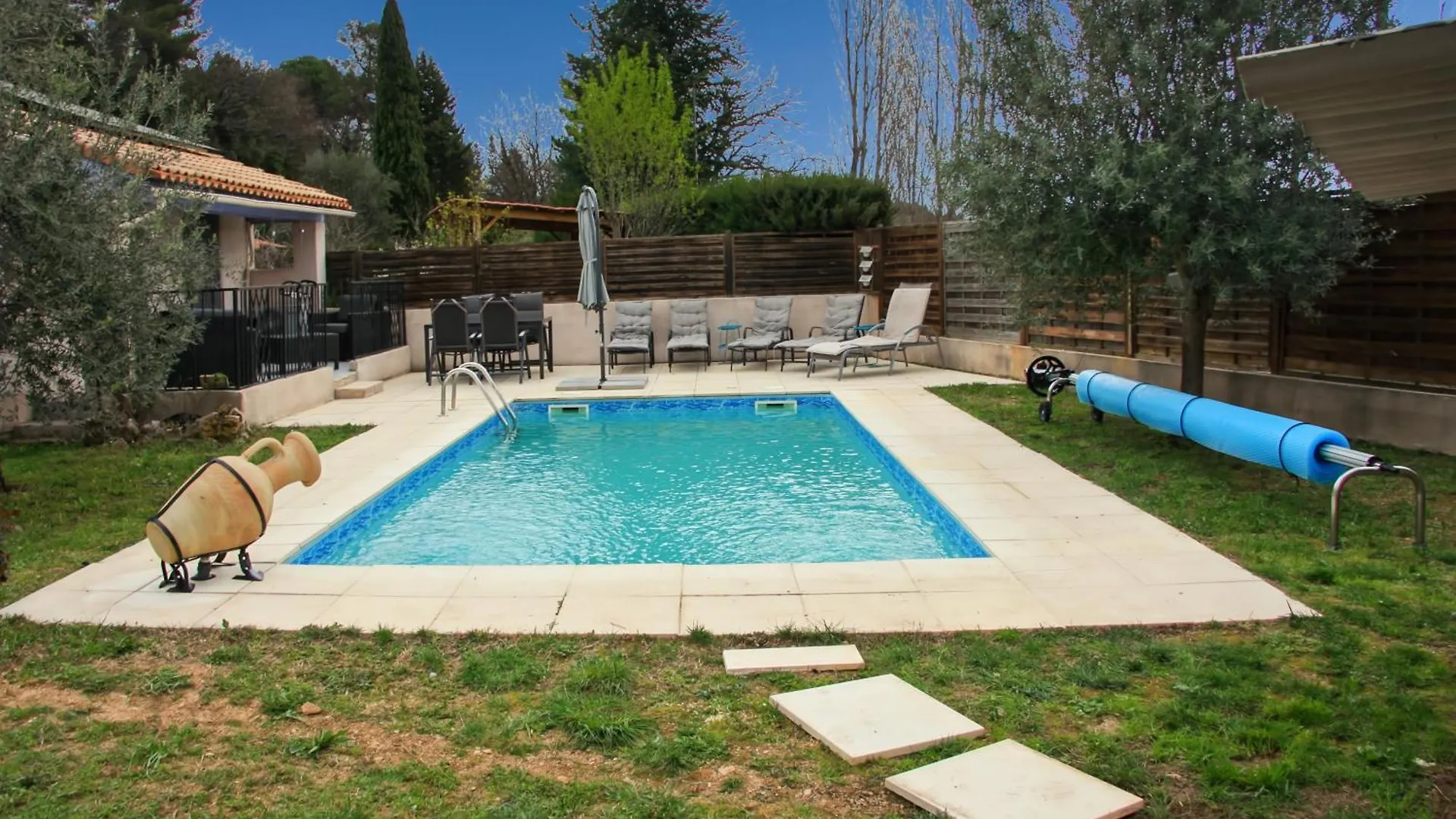 Maison Avec Piscine Au Calme La Roquebrussanne